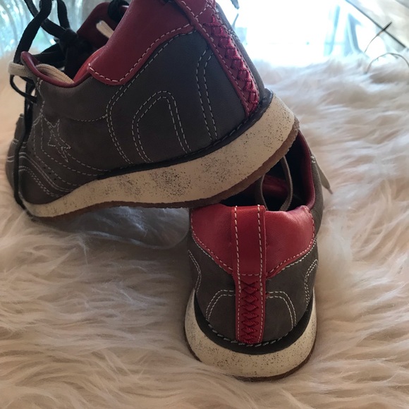 Converse X John Varvatos Unisex Leather Sneakers - Mens 8 Womens 9.5 - Picture 2 of 7